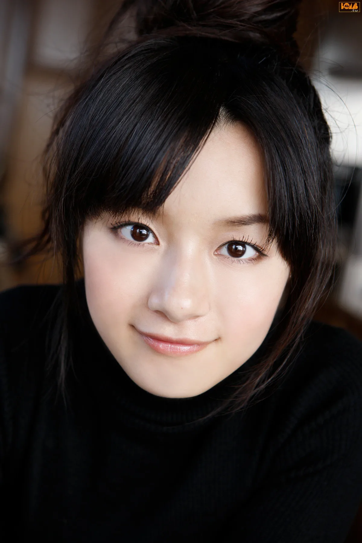 Bom.TVHitomi Miyake, tháng 7 năm 2010 - 10